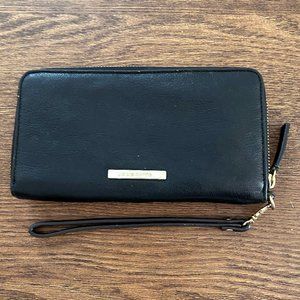 Liz Claiborne Zipper Wallet